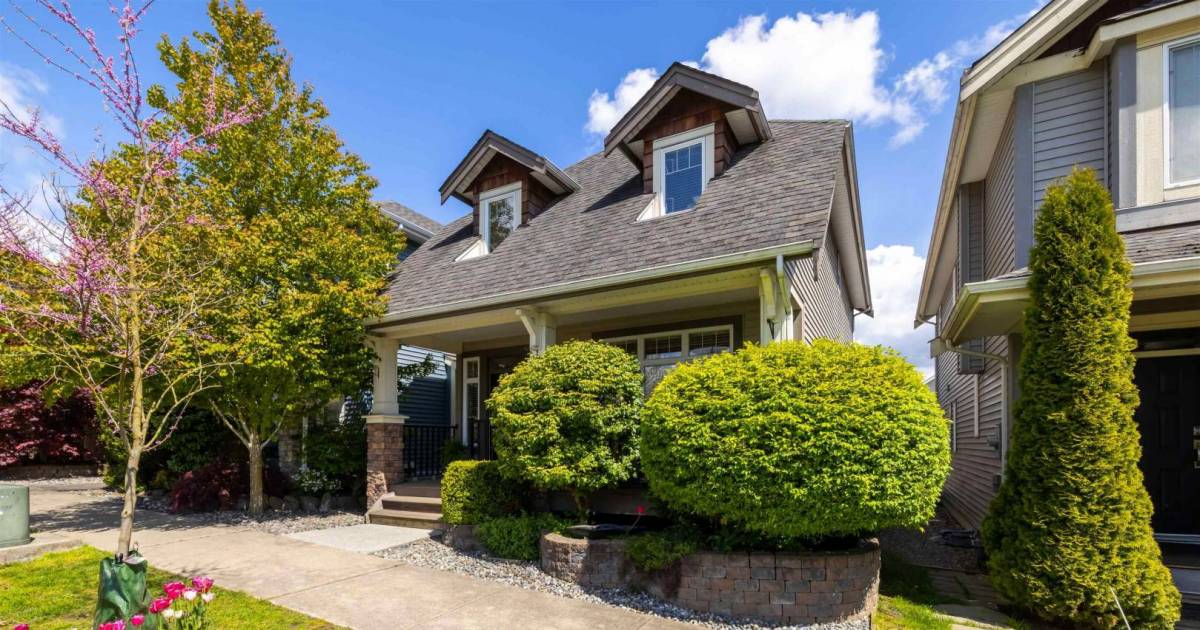 Video: Vancouver realtor cites “massive price drops not getting reported” in housing market