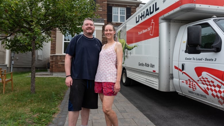 Sellers caught by price drops as housing market cools