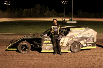 Losh, Massingill, Fritz and Arcaro Win at Gas City