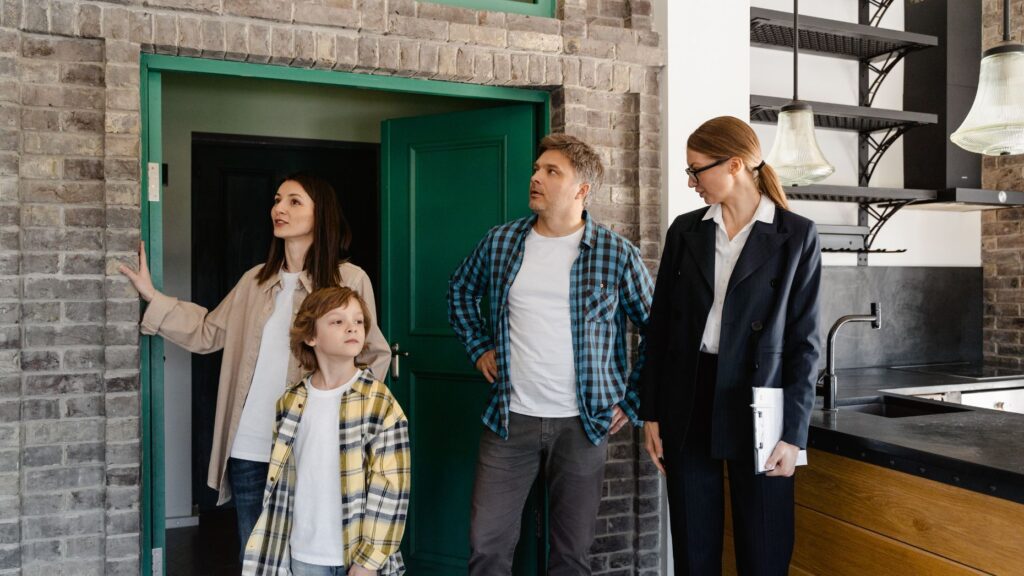 How safe are you? 17 essential safety tips for real estate agents