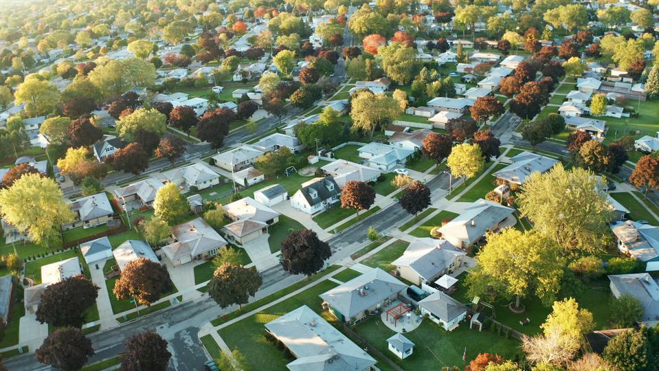 7 Best Real Estate ETFs Of 2022 – Forbes Advisor