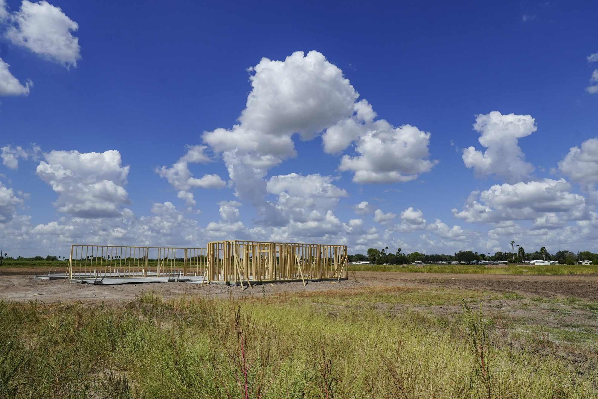 Home-building continues to boom, but commercial projects lag