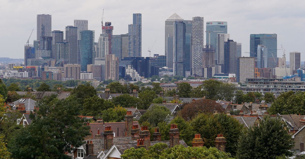 Analysis: Money market woes cast shadow over $1.6 trln UK commercial property sector