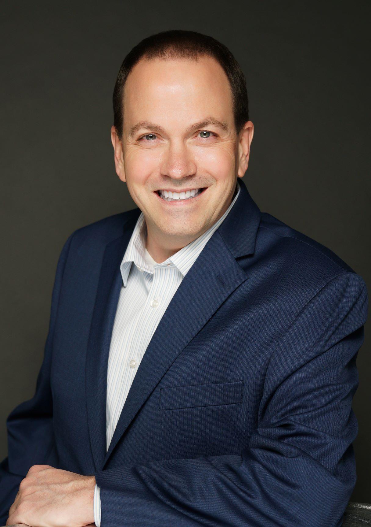 Darren Upp Awarded Prestigious 'Premier Luxury Marketing Con...