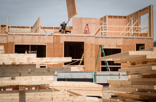Valley News - Rising interest rates having mixed impact on real estate, construction in Vermont