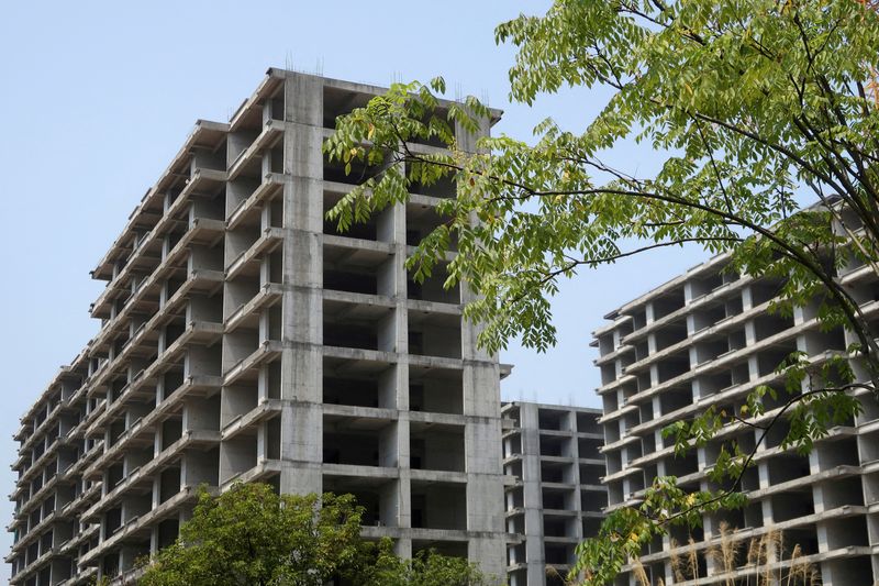 Financing for Chinese real estate firms jumps 33% year-on-year in Dec